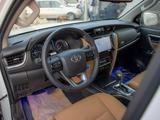 Toyota Fortuner 2024 годаfor26 000 000 тг. в Алматы – фото 4