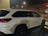 Toyota Highlander 2019 годаүшін16 500 000 тг. в Семей – фото 3