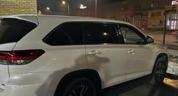 Toyota Highlander 2019 года за 16 500 000 тг. в Семей – фото 3