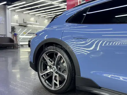 Porsche Taycan 2022 года за 59 900 000 тг. в Алматы – фото 7
