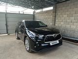 Toyota Highlander 2020 года за 24 000 000 тг. в Алматы – фото 2