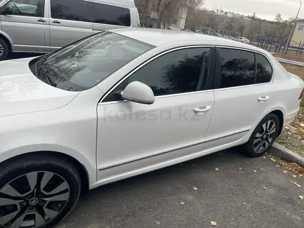 Skoda Superb 2013 года за 5 800 000 тг. в Костанай – фото 2