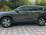 Hyundai Santa Fe 2021 годаүшін12 800 000 тг. в Алматы – фото 3