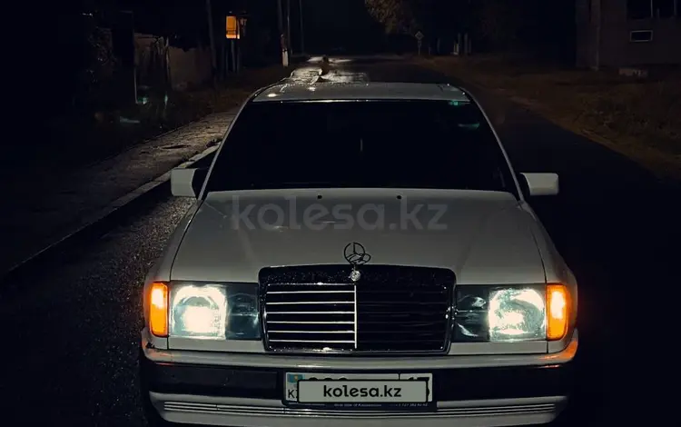 Mercedes-Benz E 220 1992 года за 1 700 000 тг. в Шымкент