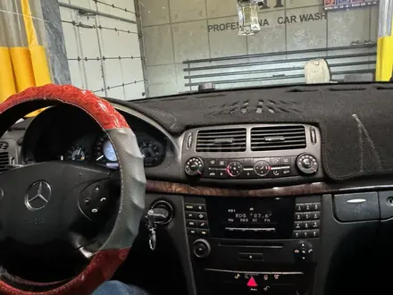 Mercedes-Benz E 320 2004 года за 5 800 000 тг. в Астана – фото 19