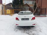 Hyundai Accent 2015 года за 3 400 000 тг. в Астана – фото 2