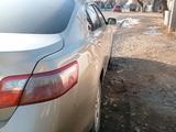 Toyota Camry 2006 годаүшін5 600 000 тг. в Сарканд – фото 2