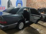 Mercedes-Benz C 200 1994 года за 1 500 000 тг. в Караганда – фото 4
