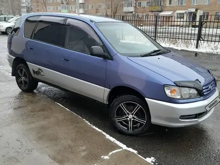 Toyota Ipsum 1996 года за 3 700 000 тг. в Шемонаиха – фото 2