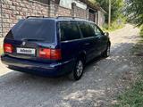 Volkswagen Passat 1993 годаfor1 950 000 тг. в Есик – фото 3