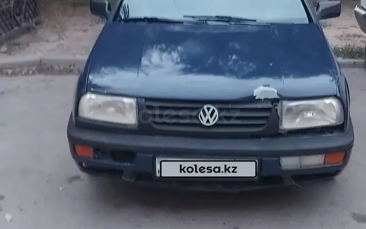 Volkswagen Vento 1993 годаfor550 000 тг. в Шымкент