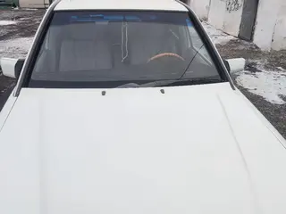 Mercedes-Benz 190, 1988