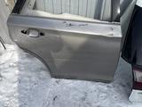 Дверь на Subaru outback за 50 000 тг. в Караганда