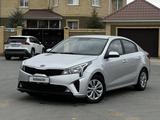 Kia Rio 2021 года за 7 500 000 тг. в Актобе