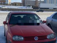 Volkswagen Golf 1999 годаүшін1 800 000 тг. в Караганда