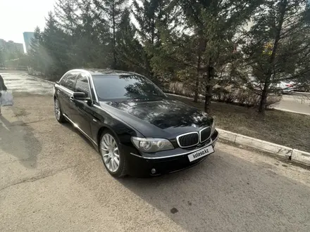BMW 750 2006 года за 5 100 000 тг. в Астана – фото 9