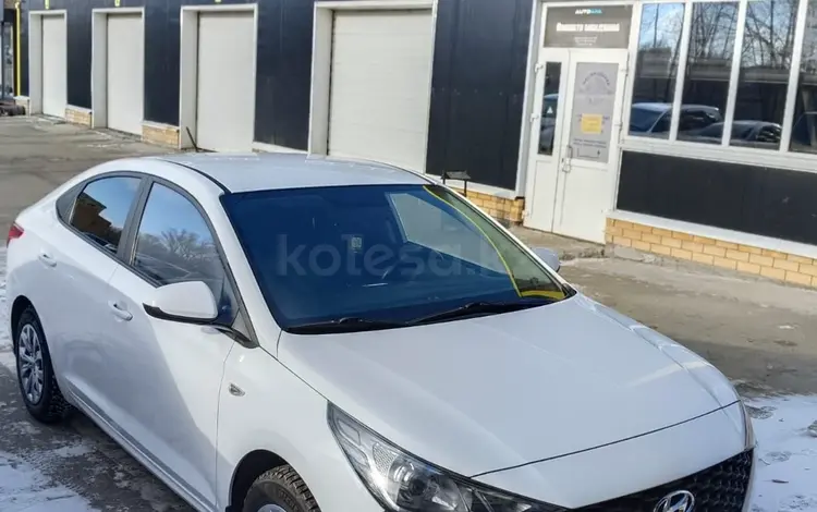 Hyundai Accent 2021 года за 8 500 000 тг. в Усть-Каменогорск