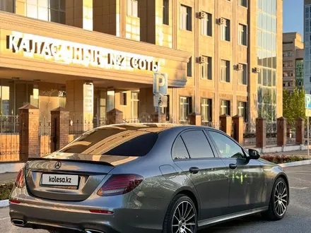 Mercedes-Benz E 200 2016 года за 13 000 000 тг. в Уральск – фото 2