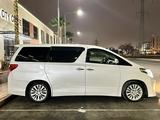 Toyota Alphard 2013 года за 8 500 000 тг. в Актау – фото 3
