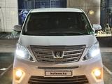 Toyota Alphard 2013 года за 8 500 000 тг. в Актау
