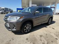 Toyota Highlander 2017 года за 16 900 000 тг. в Алматы