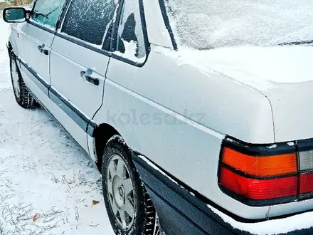 Volkswagen Passat 1993 года за 1 600 000 тг. в Акколь (Аккольский р-н) – фото 5