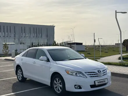 Toyota Camry 2010 года за 7 800 000 тг. в Шымкент – фото 3