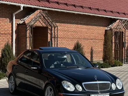 Mercedes-Benz E 55 AMG 2006 года за 14 000 000 тг. в Шымкент – фото 15