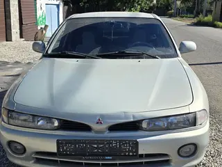 Mitsubishi Galant