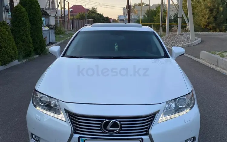 Lexus ES 250 2014 годаfor13 000 000 тг. в Алматы