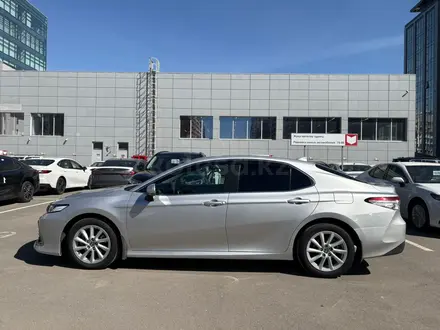 Toyota Camry Prestige 2021 года за 13 350 000 тг. в Астана – фото 3