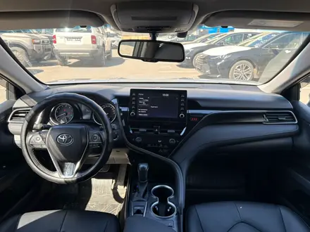 Toyota Camry Prestige 2021 года за 13 350 000 тг. в Астана – фото 8