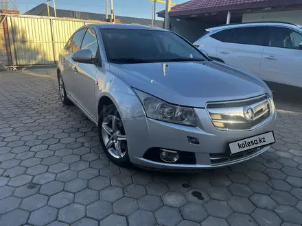 Chevrolet Cruze 2012 года за 2 900 000 тг. в Алматы – фото 2