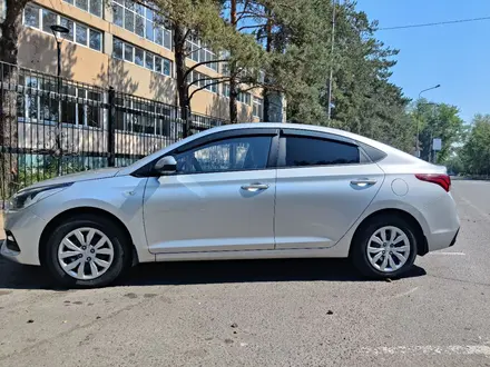 Hyundai Accent 2019 года за 7 200 000 тг. в Павлодар – фото 2