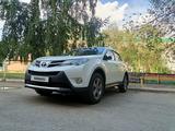 Toyota RAV4 2015 годаүшін11 500 000 тг. в Уральск – фото 4