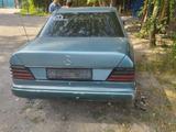 Mercedes-Benz E 230 1991 годаүшін1 000 000 тг. в Талдыкорган – фото 2