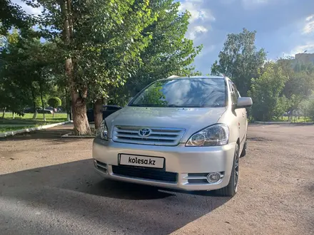 Toyota Avensis Verso 2003 года за 6 000 000 тг. в Астана – фото 4