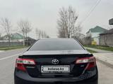 Toyota Camry 2013 годаүшін6 800 000 тг. в Шымкент – фото 2