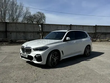 BMW X5 2018 года за 42 000 000 тг. в Семей – фото 30
