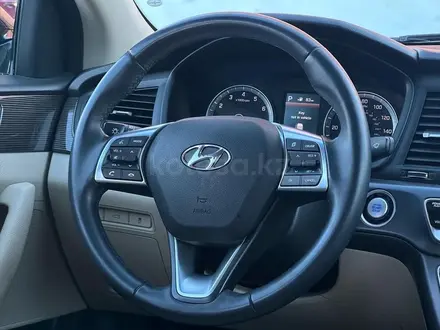 Hyundai Sonata 2017 года за 9 900 000 тг. в Караганда – фото 8