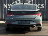 Hyundai Elantra 2022 года за 11 350 000 тг. в Алматы – фото 4