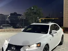 Lexus is-350, 2020