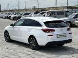 Hyundai i30 2023 года за 8 890 000 тг. в Атырау – фото 3