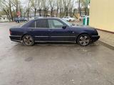 Mercedes-Benz E 230 1996 года за 2 100 000 тг. в Щучинск – фото 4