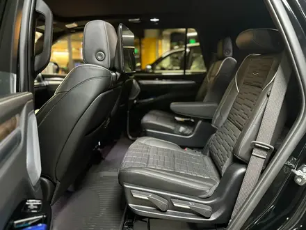 Cadillac Escalade Sport Platinum 2025 года за 90 000 000 тг. в Алматы – фото 23