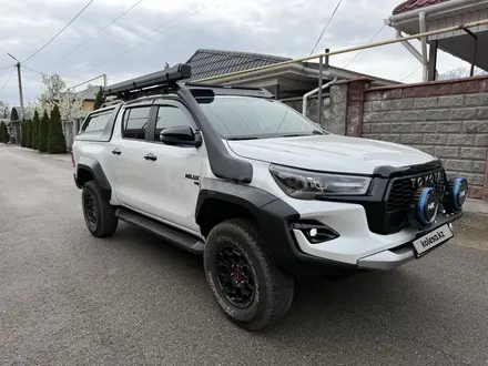 Toyota Hilux 2024 года за 34 500 000 тг. в Алматы – фото 3