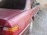 Mercedes-Benz E 200 1990 годаfor650 000 тг. в Тараз – фото 3