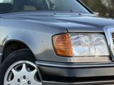 Mercedes-Benz E 200 1991 годаүшін1 800 000 тг. в Алматы