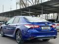 Toyota Camry 2021 года за 15 350 000 тг. в Алматы – фото 28