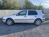 Volkswagen Golf 2001 годаүшін1 350 000 тг. в Актобе – фото 3